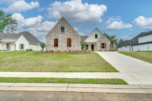 122 GRAYSON WAY