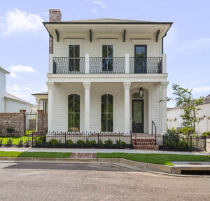 105 PRYTANIA STREET