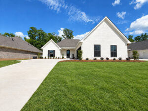 350 OAKVILLE CIRCLE